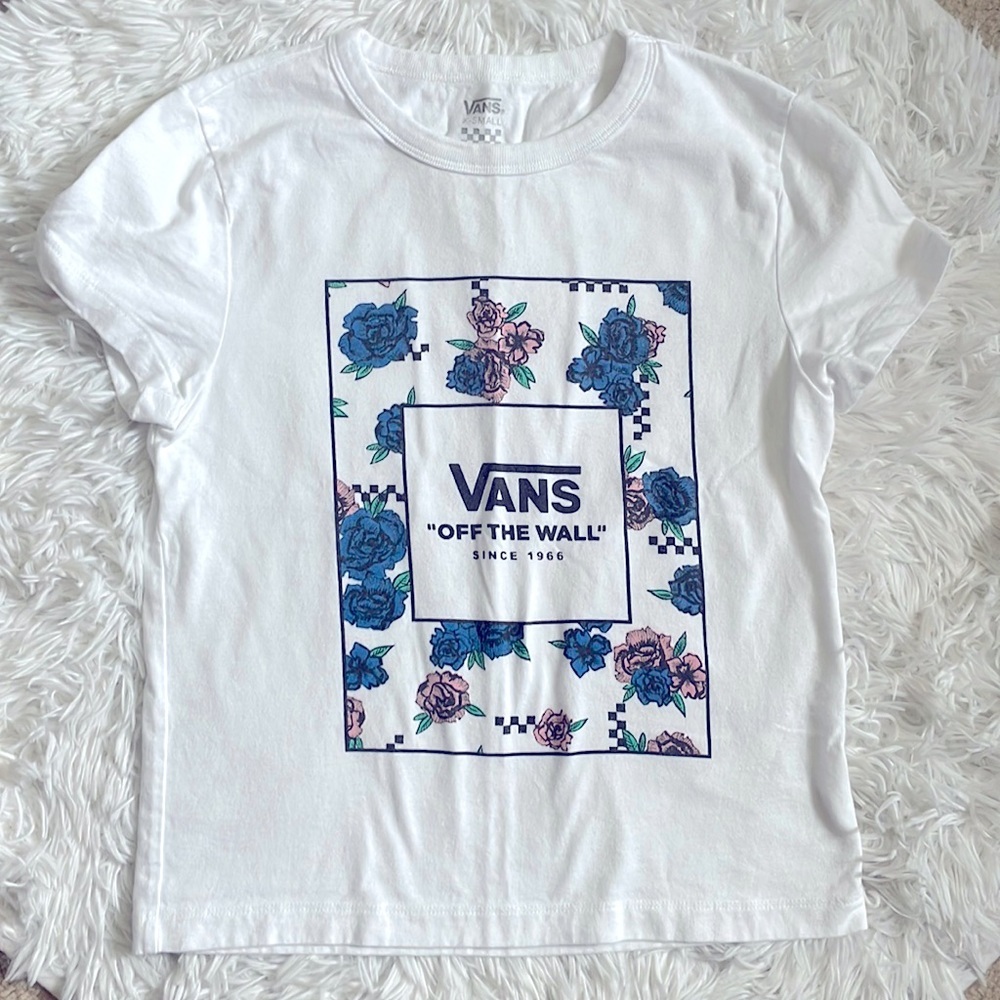 Vans Baby doll/ crop top tee